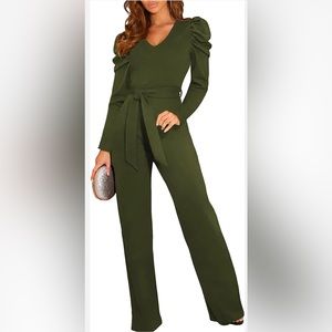 NWOT Ladies Jumpsuit